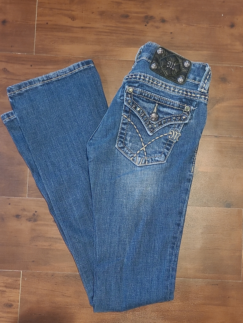 Miss Me  Jeans with Tan Stitching and Rhinestones Medium Dark Blue  Sz 25
